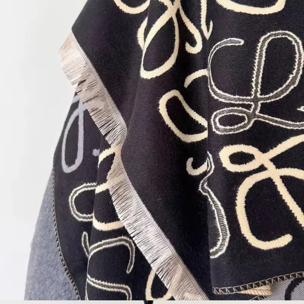 Anagram Lines Scarf - Gray -Wool, Silk, and Cashmere blend - Picture 3 of 3